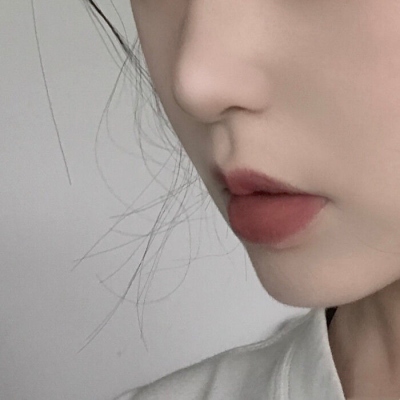 高质量女生头像部位不露脸高级图片