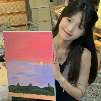 甜甜的美女同一个女生照片多张头像
