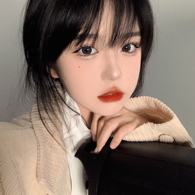 真人女生微信好看的头像图片
