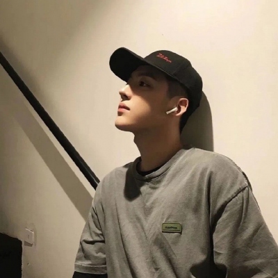 吊炸天的头像男生帅气高清图片