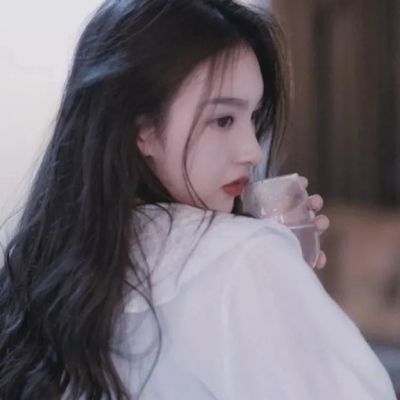 微信女生头像网红脸真人图片