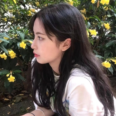 微信唯美头像带花女生图片