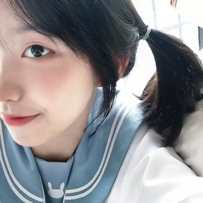 本人头像女自然真实