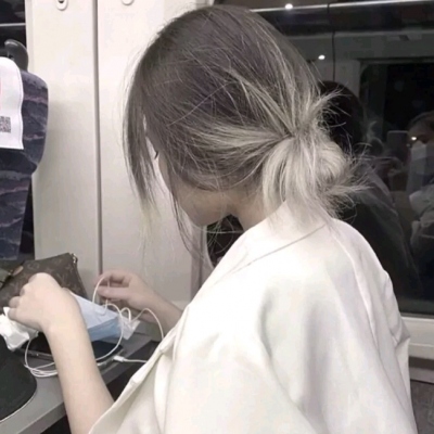 让人惊艳的女生头像
