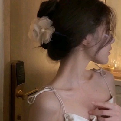 让人惊艳的女生头像