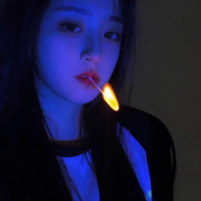微信女生头像干净高级质感超仙图片