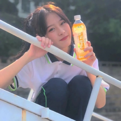微信女生头像网红脸真人图片