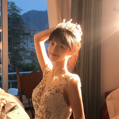 真人女生微信头像霸气时尚图片