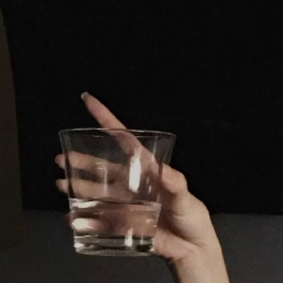 高质量女生头像部位不露脸高级图片
