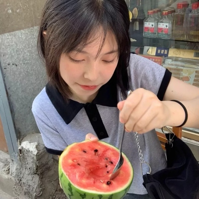 微信真人露脸女头清纯高清图片
