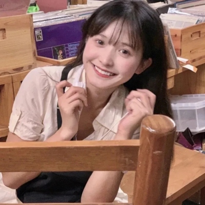 微信女生头像网红脸真人图片