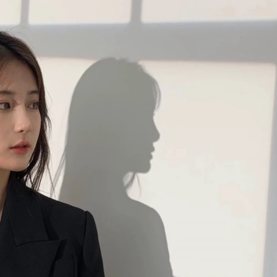 微信女生头像干净高级质感超仙图片