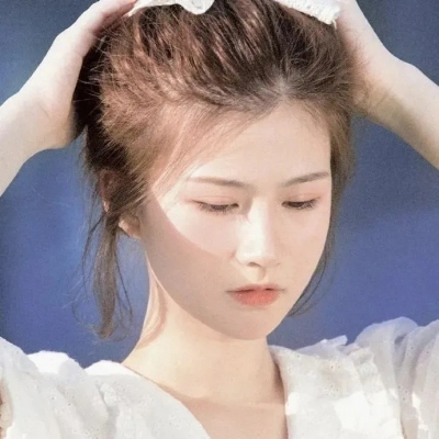 微信女生头像网红脸真人图片