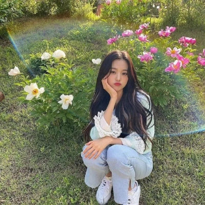 微信高级头像女冷淡风格图片