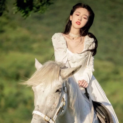 微信森系仙气意境女生头像图片