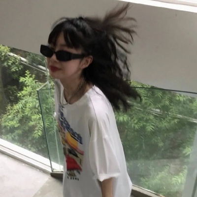 微信女生头像网红脸真人图片