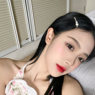 微信女照片真人多张头像