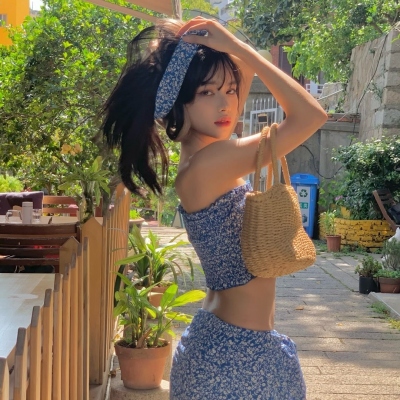qq图像真人女生超火高清
