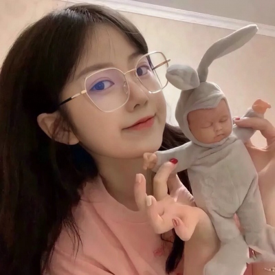 微信真人网图头像18岁女生照片
