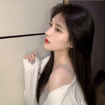 一眼看上去很舒服的头像女生高清图片
