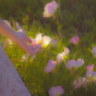 女性旺财旺运的微信头像