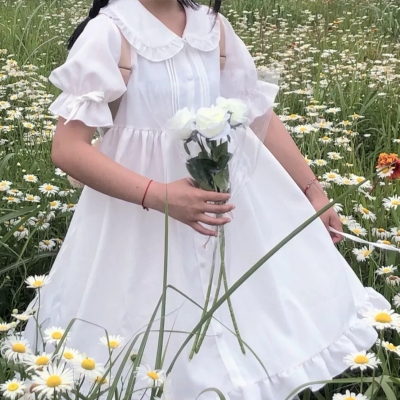 微信女生头像个性简约干净清新真人图片