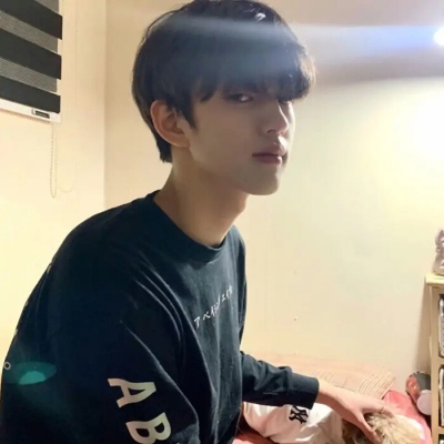 微信男头冷酷帅气霸气成熟图片