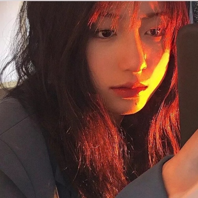 一眼看上去很舒服的头像女生高清图片