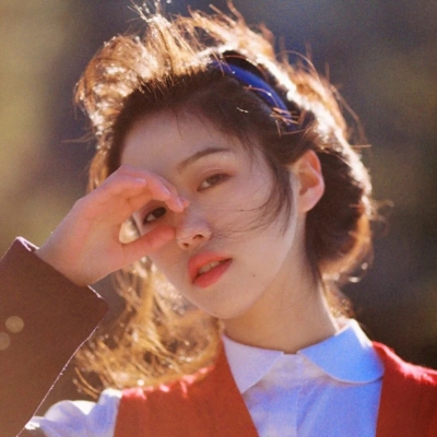 微信意境女生复古头像年代感高清图片