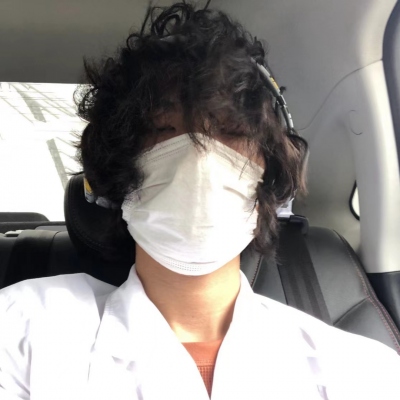 微信帅气冷酷成熟男头图片