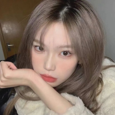 微信真人小众女生头像个性高清图片