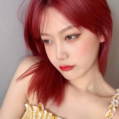 微信真人网图头像18岁女生照片