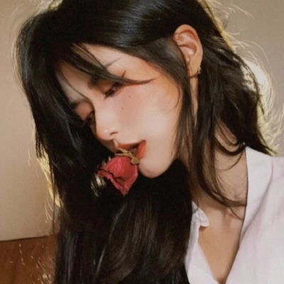 情头一左一右一男一女真人图片