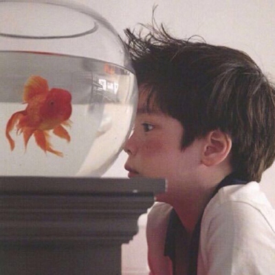 一眼看上去是沙雕的头像