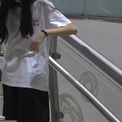 微信单人情头真人版不露脸高清图片