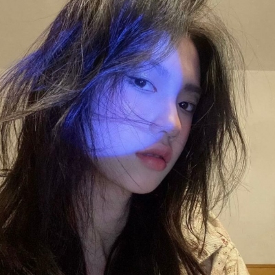 微信真人网图头像18岁女生照片