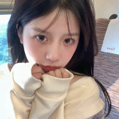 微信女生头像个性简约干净清新真人图片