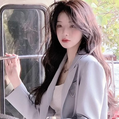 微信女生头像个性简约干净清新真人图片