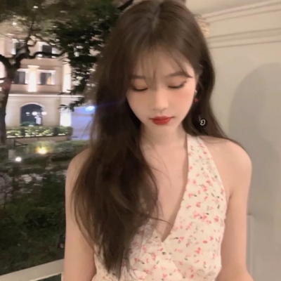 微信女生头像个性简约干净清新真人图片