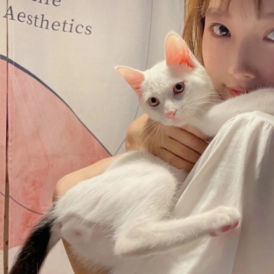 少女一点的头像女生真人高清图片