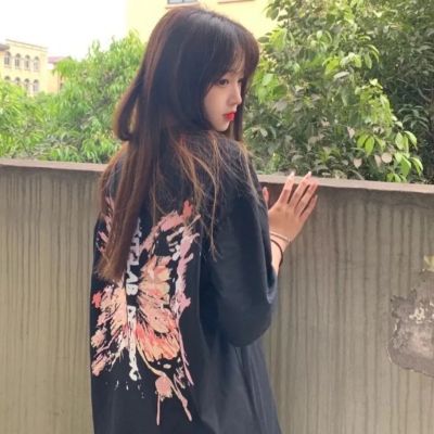 少女一点的头像女生真人高清图片