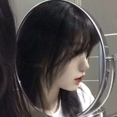 真人丧系御姐头像