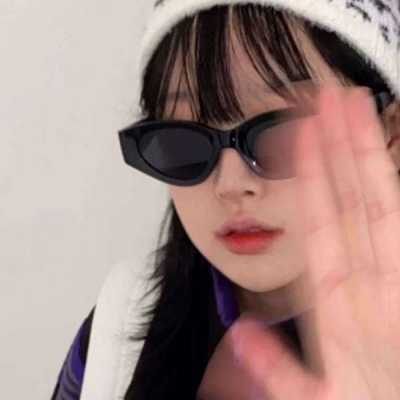 真人丧系御姐头像