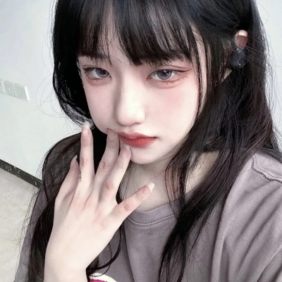 少女一点的头像女生真人高清图片