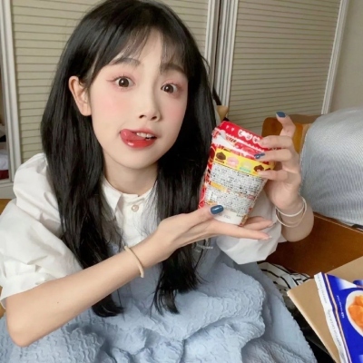 少女一点的头像女生真人高清图片