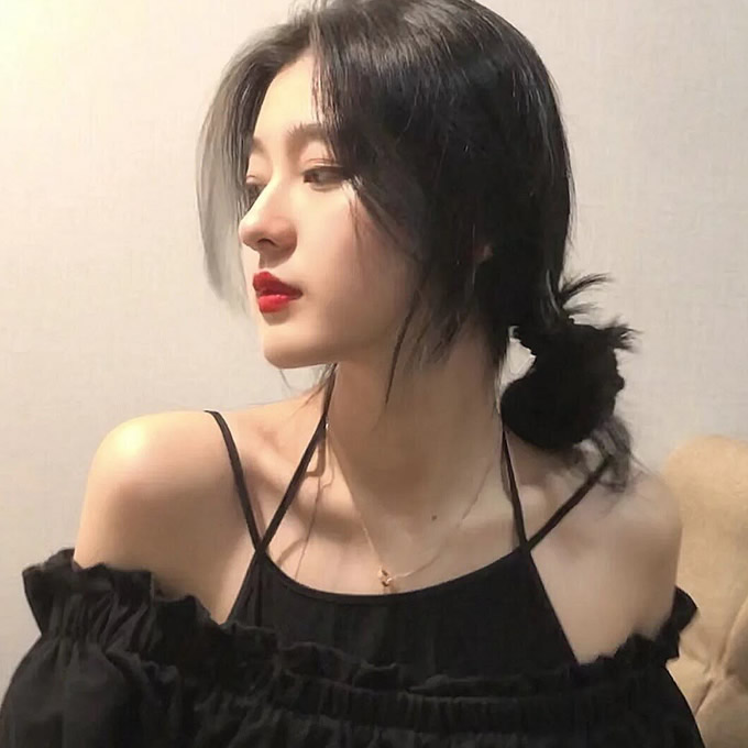 成熟有韵味女人味微信头像