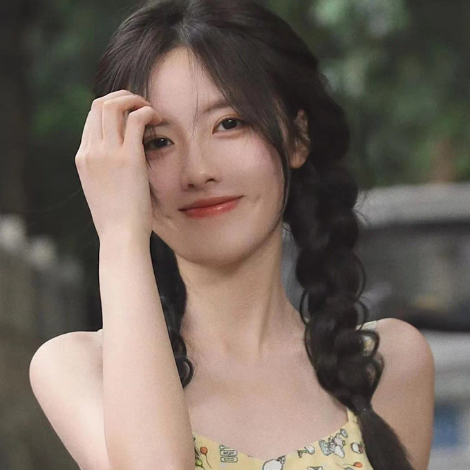 头像女生简单干净气质清新