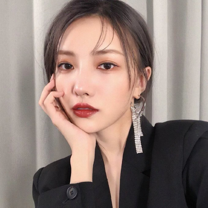 成熟有韵味女人味微信头像