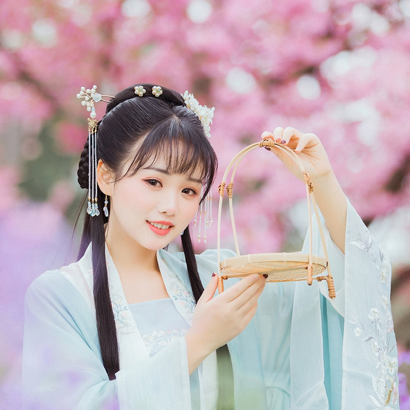 2025适合微信头像的图片