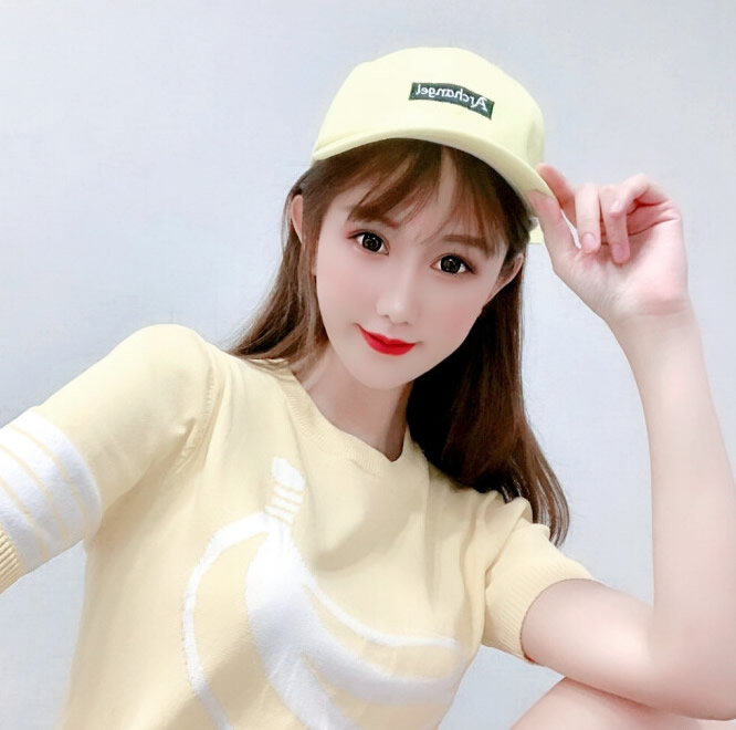 2025甜美女人微信头像图片